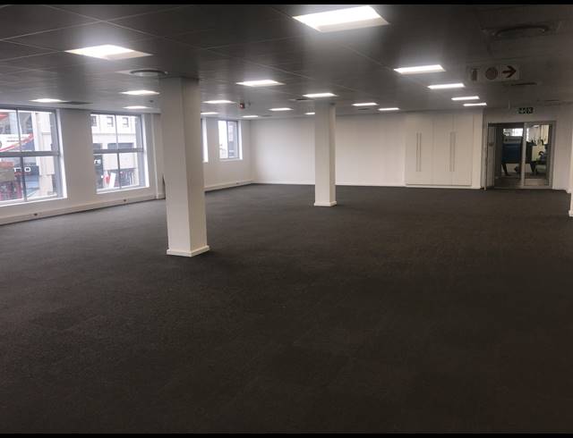 677M² OFFICE TO LET IN TYGER VALLEY